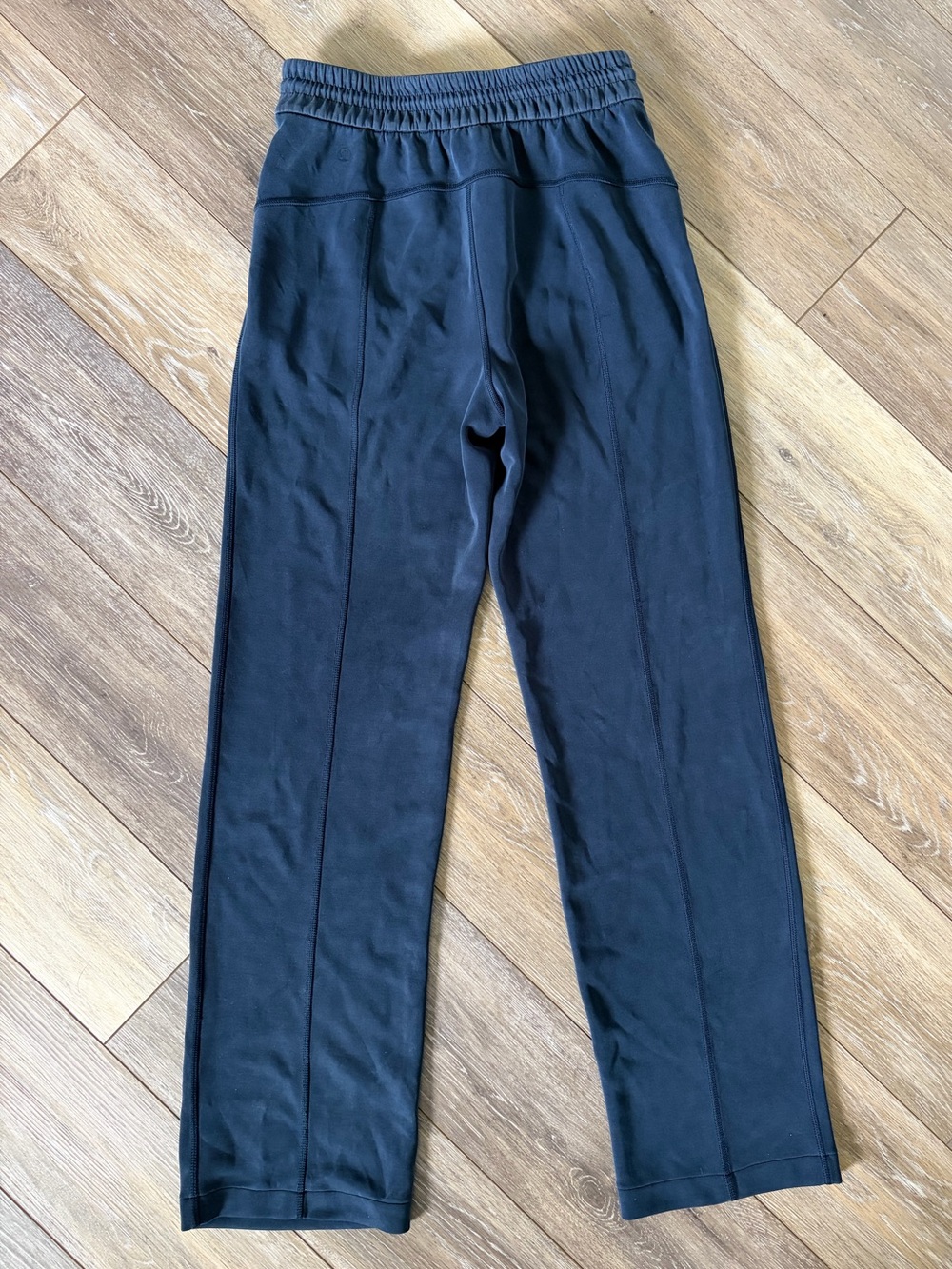 Lululemon Softstreme High-Rise Pant
True Navy - Picture 7 of 14